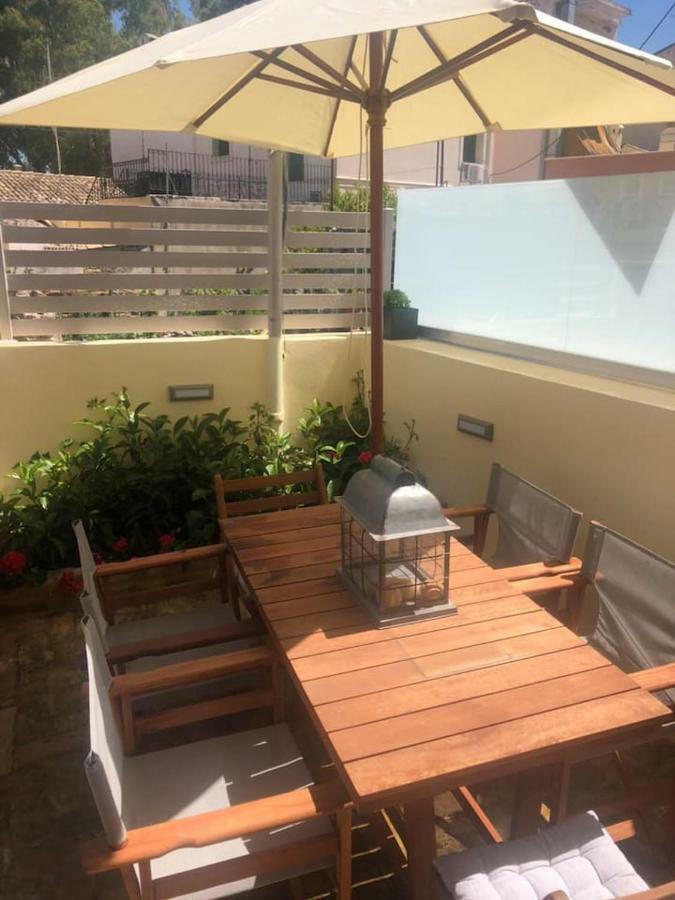Anemomilos Jacuzzi Suite Corfu  Bagian luar foto