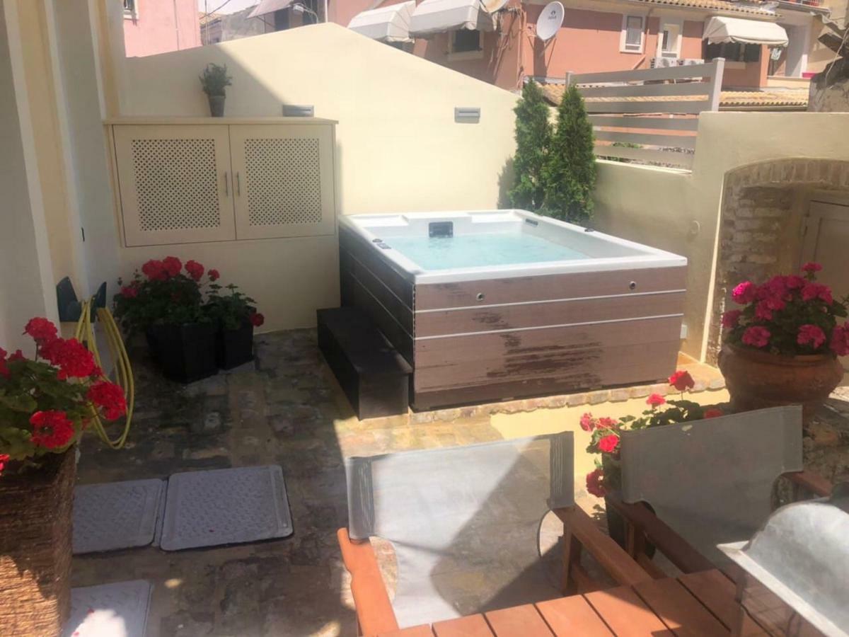 Anemomilos Jacuzzi Suite Corfu  Bagian luar foto