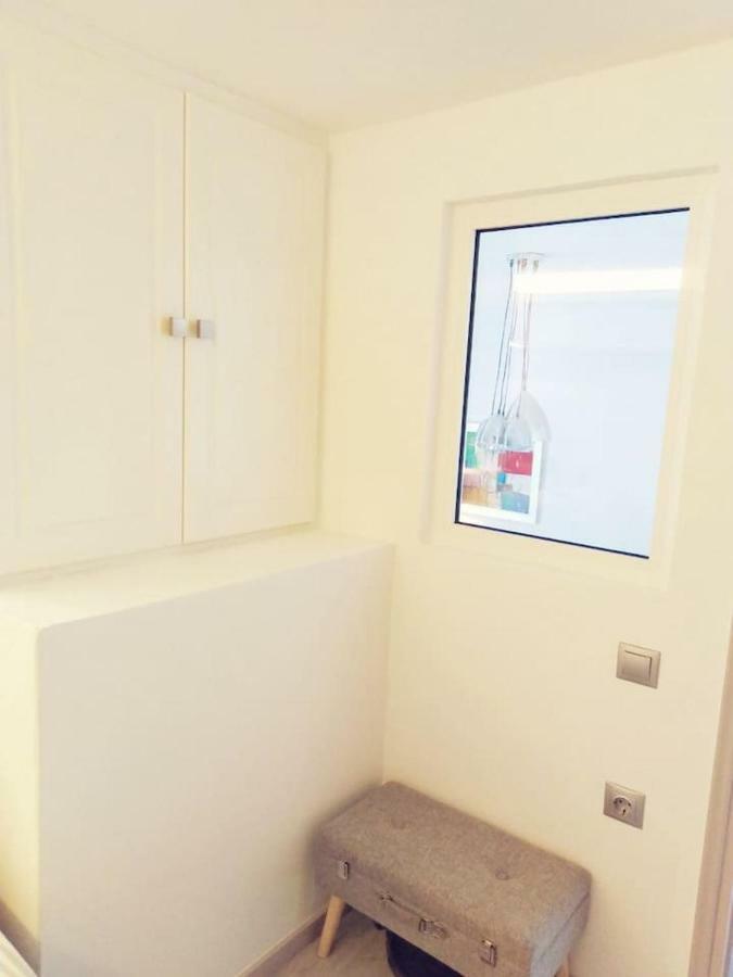 Anemomilos Jacuzzi Suite Corfu  Bagian luar foto